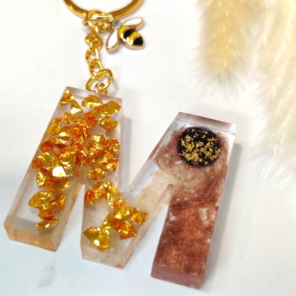 Initial M Resin Keychain - Picture 2 of 3